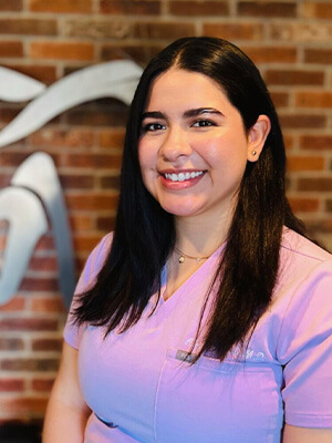 Aurora Dentist, Dr. Rojas